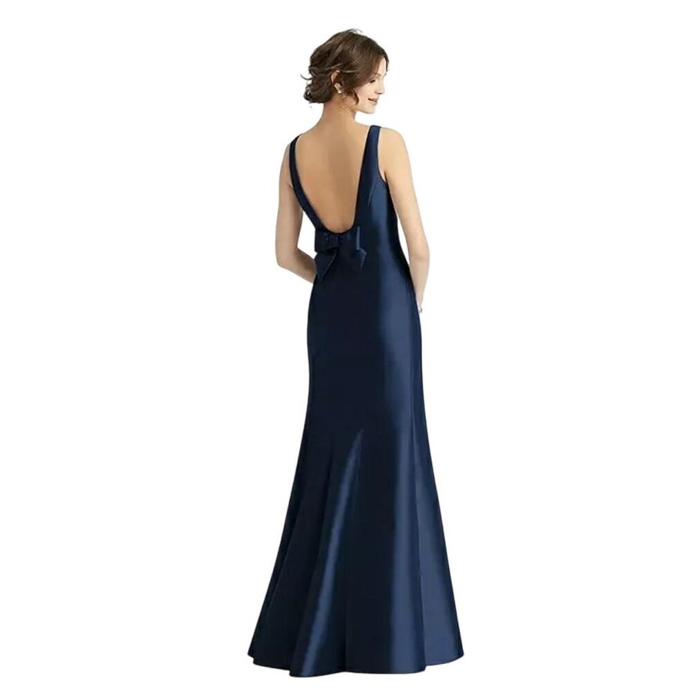 Alfred Sung D770 midnight navy sleeveless satin trumpet gown Size 18 black tie - Picture 2 of 16